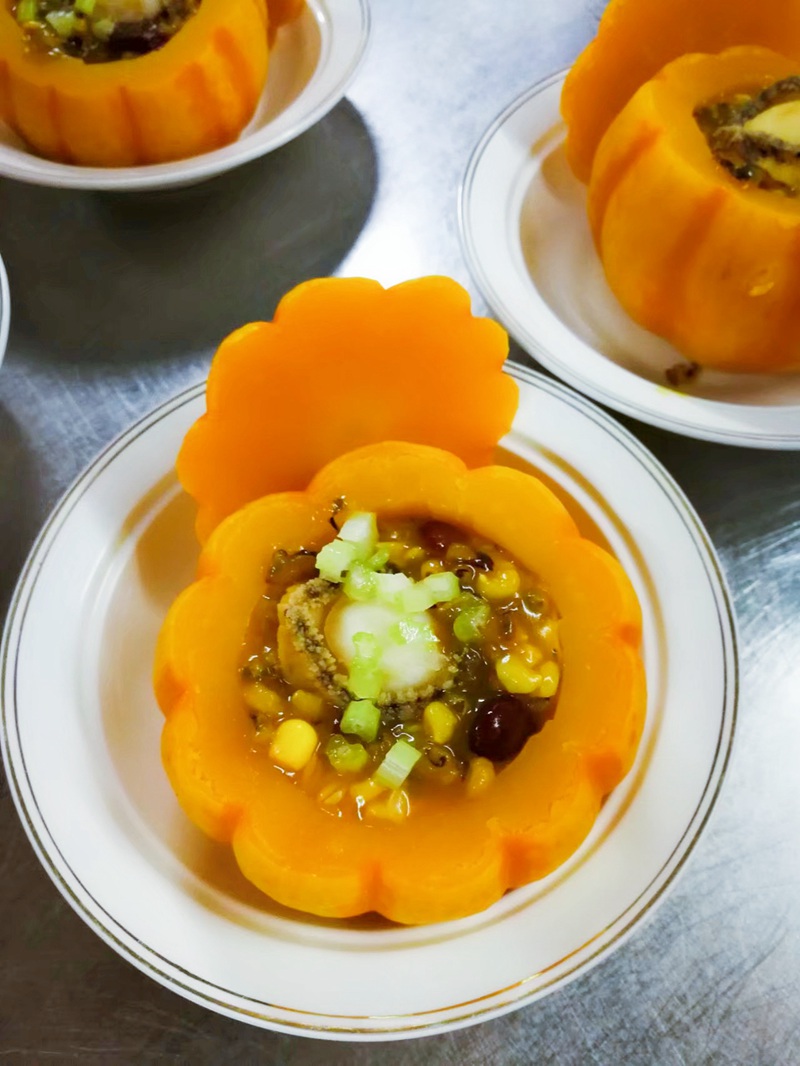 鲍鱼杂粮金瓜盅