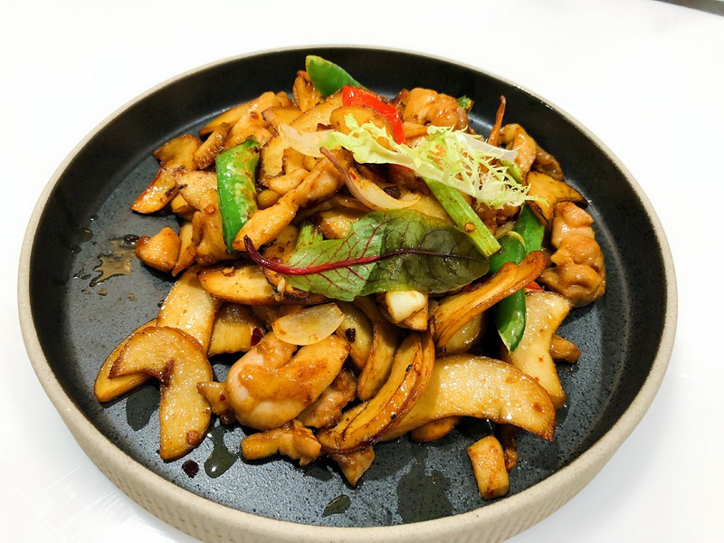 海皇酱杏鲍菇炒鸡片